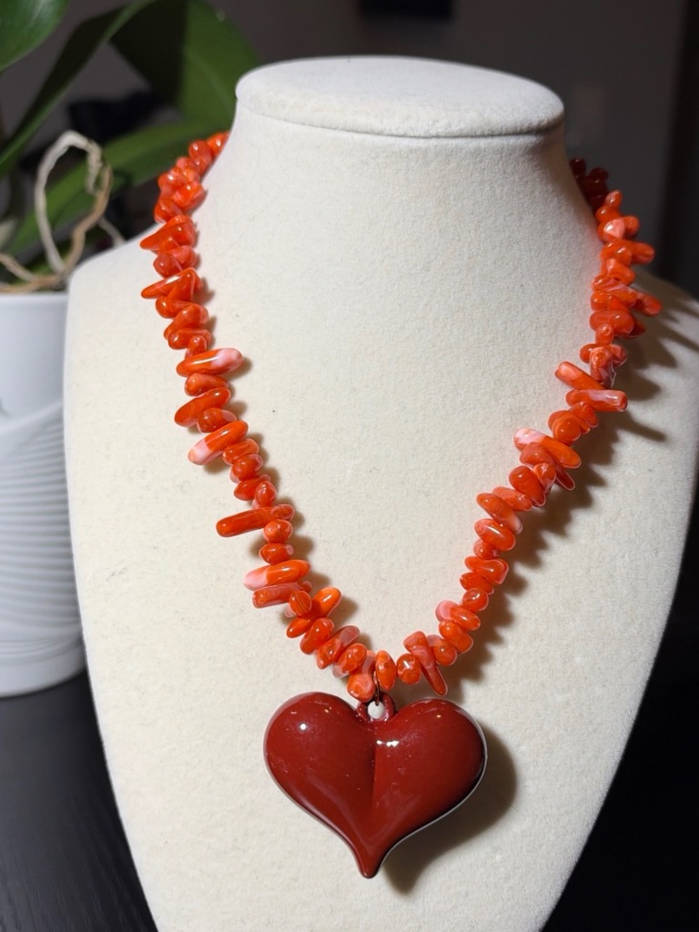 Red Heart Pendant Chip Necklace - Women Jewelry